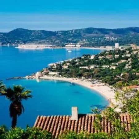 Apartman 4 Pers. Avec Terrasse Sur La Au Lavandou - Fr-1-251-251